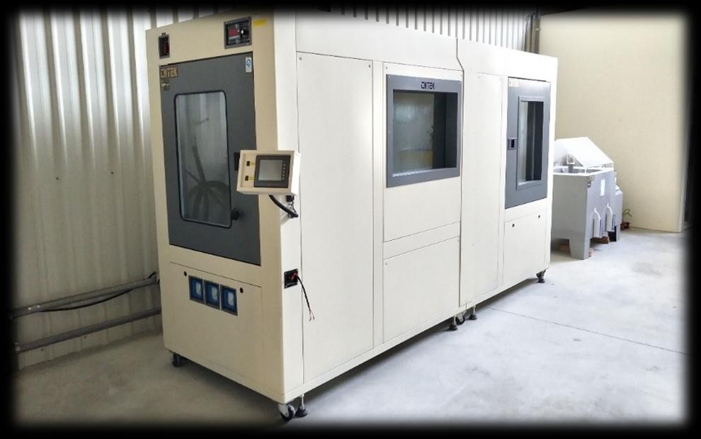 Environmental test chamber for lamp validation