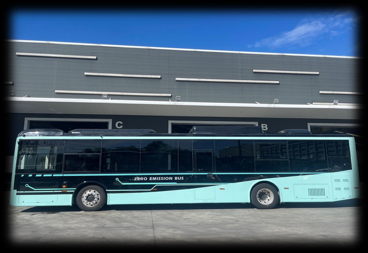DAJI EV 12-meter low-entry bus