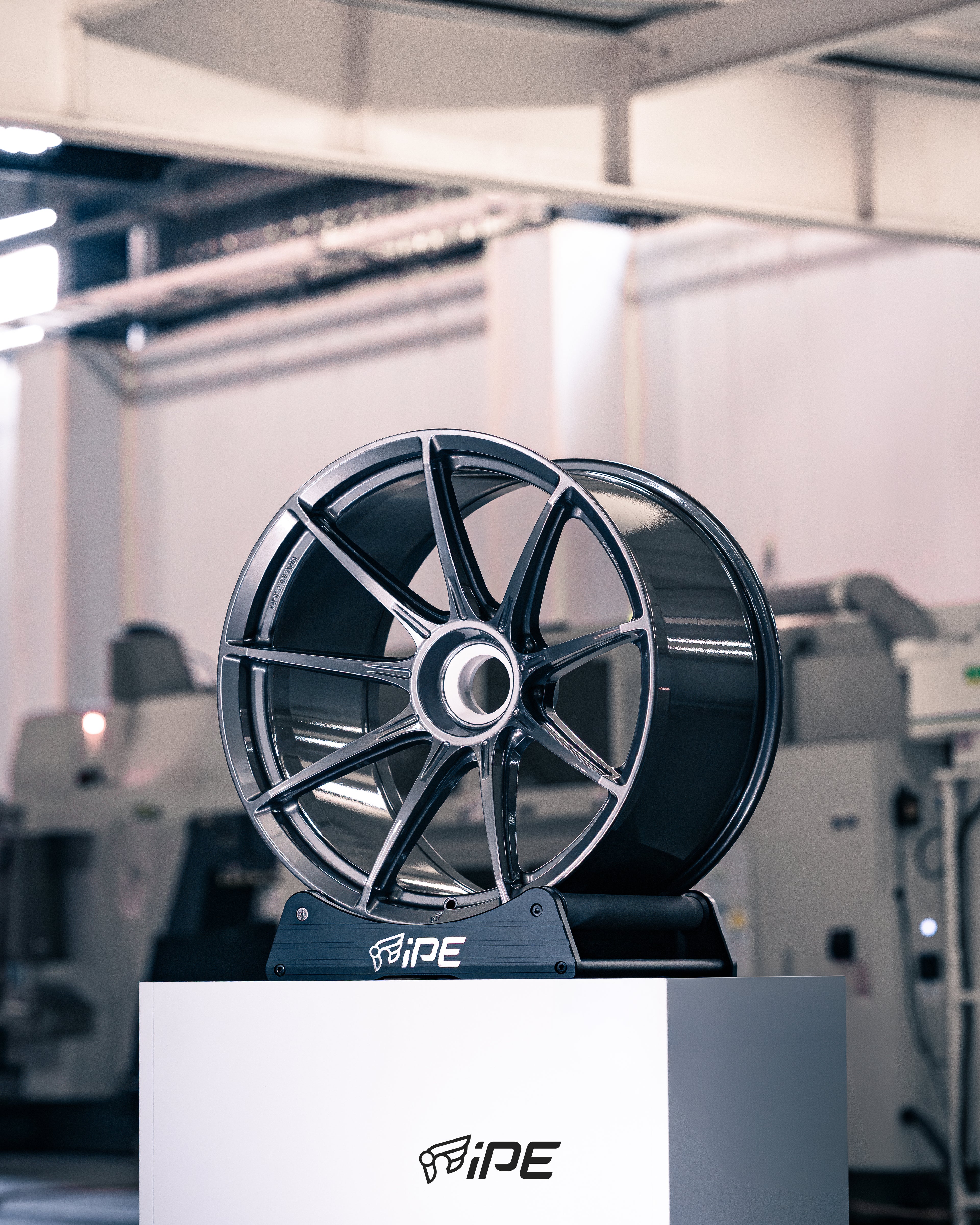 iPE Forged Magnesium Wheels — Porsche 992 GT3 / 992 GT3 RS / McLaren 720S